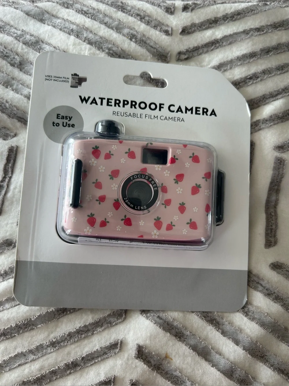 ✨ NEW Retro Waterproof Reusable Film Camera - Pink Strawberry Design